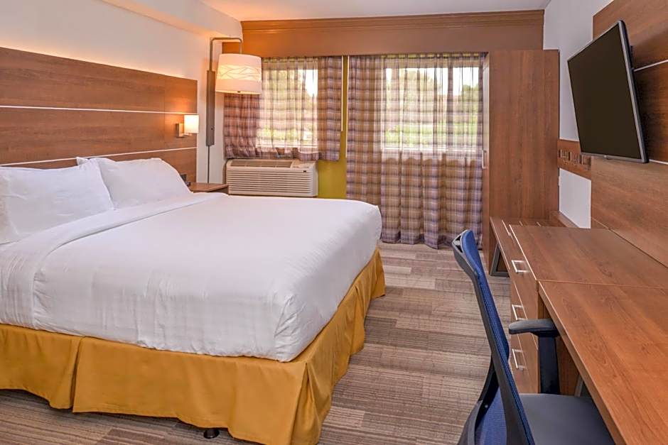 Holiday Inn Express Palm Desert By IHG