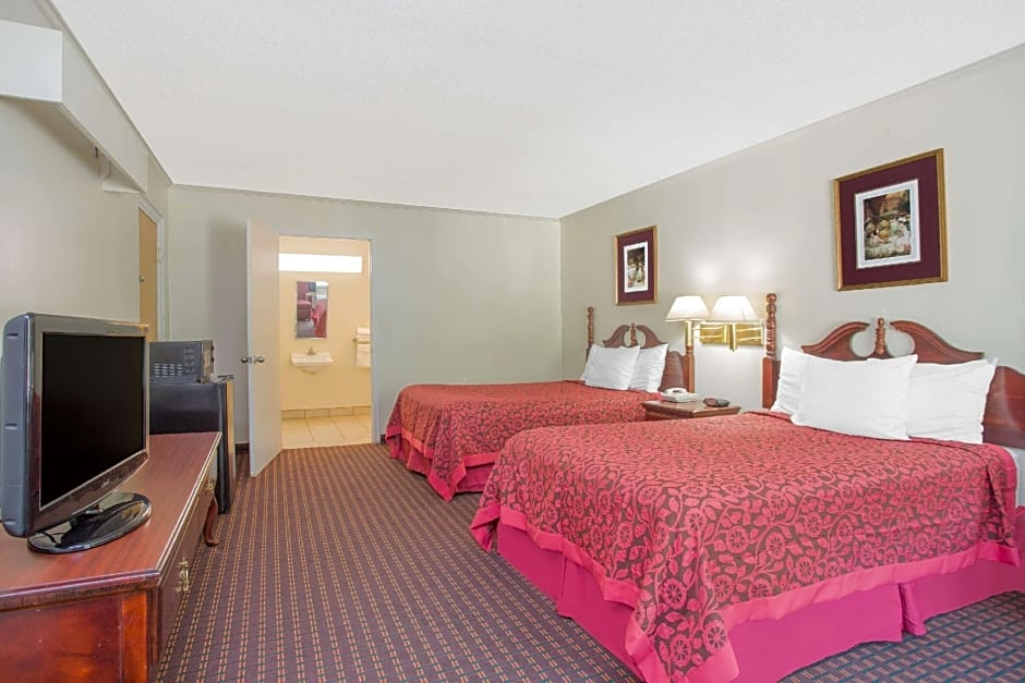 Days Inn by Wyndham Milledgeville
