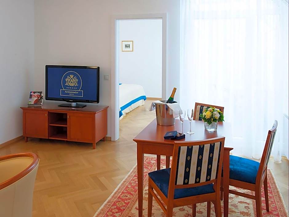 Hotel Ambassador
