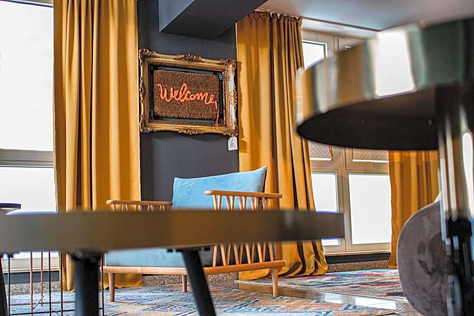 Nikii City Hotel
