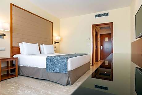 Double or Twin Room with Spa Access