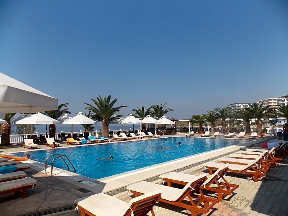 Hotel Joni Kompleks