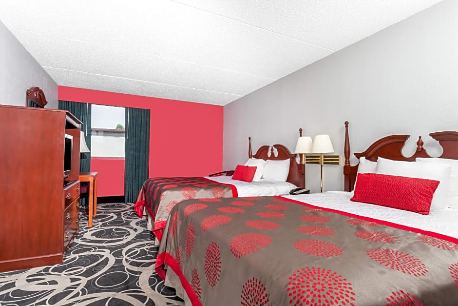 Ramada by Wyndham Henderson/Evansville