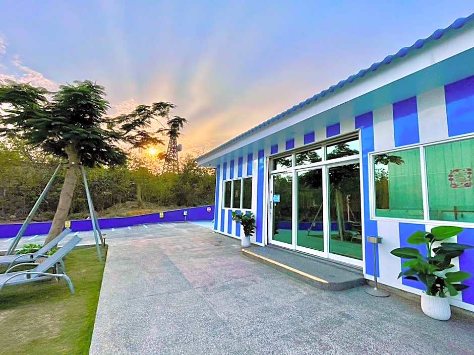 Loju Seaview Homestay