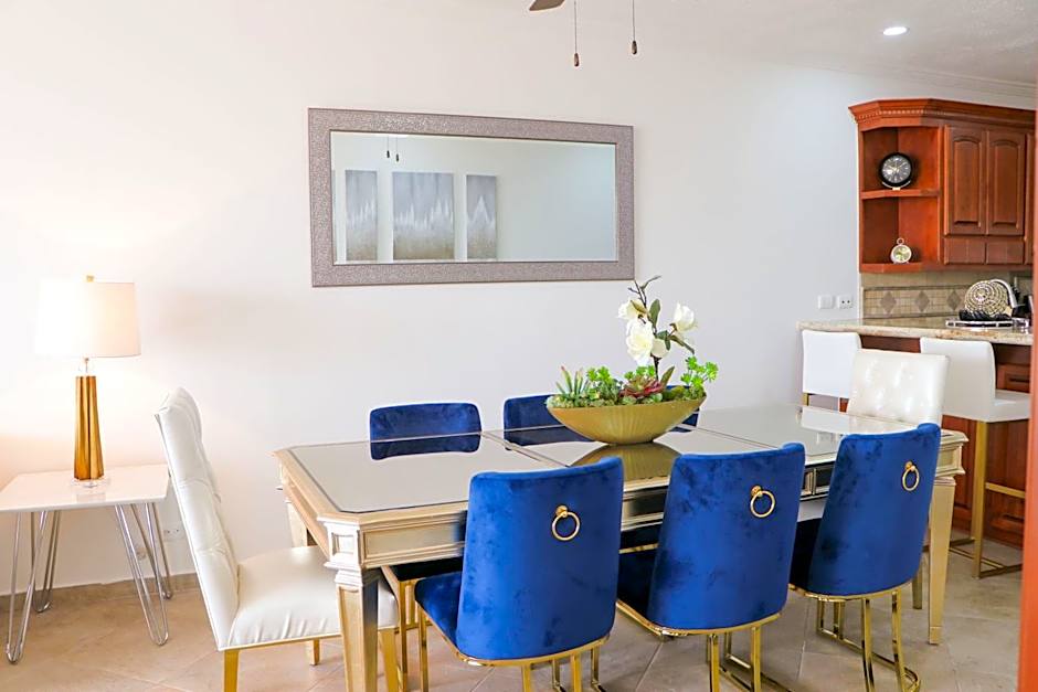 Casa Blanca Golf Villas