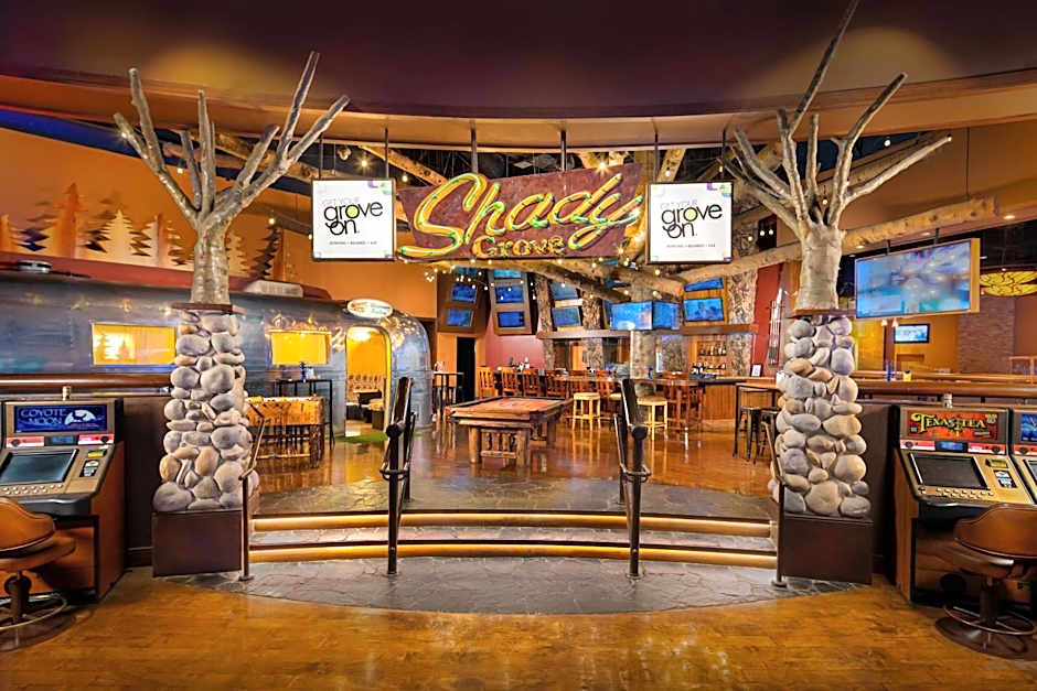 Silverton Casino Lodge - Newly Renovated