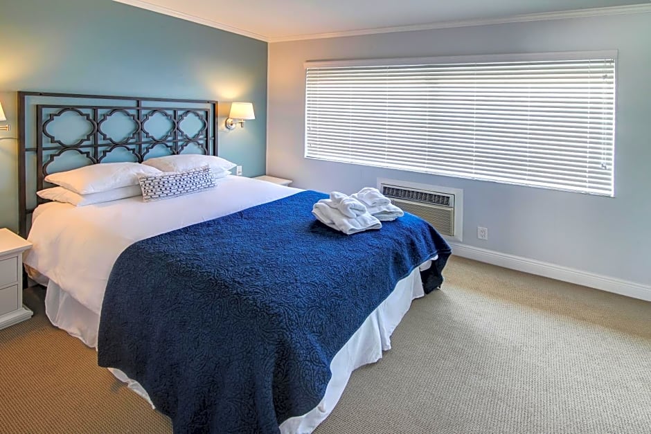 May-Dee Suites in Florida