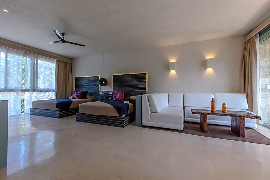 Alma De Flores Private Pools Suites