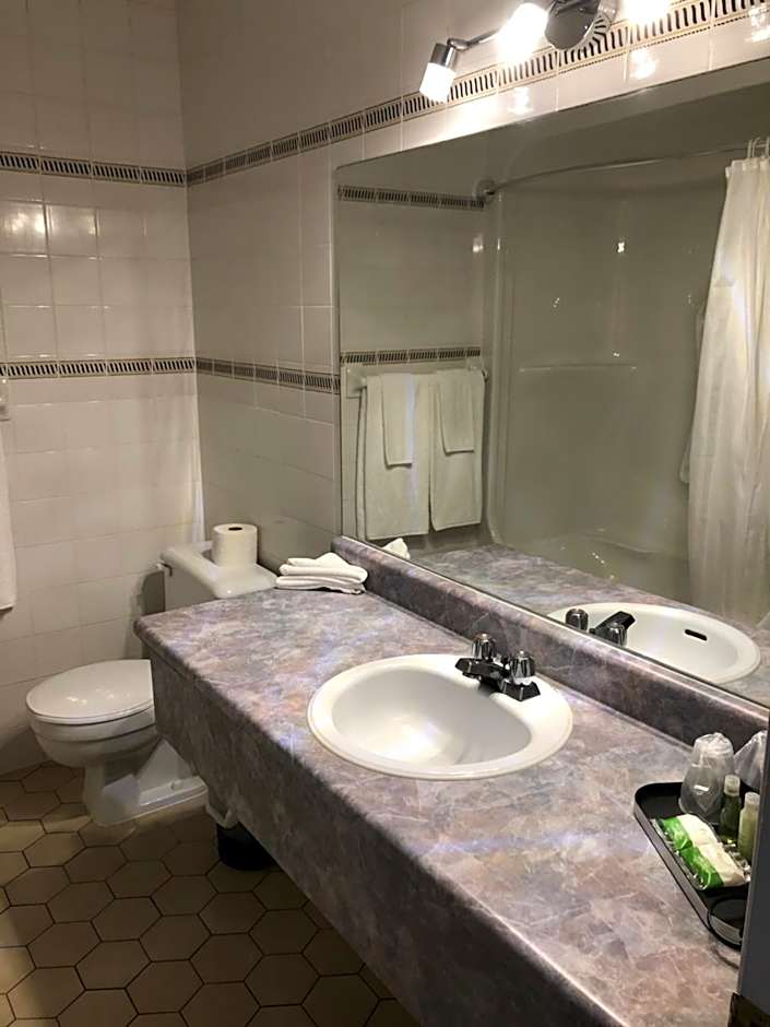 Travelodge by Wyndham Rigaud