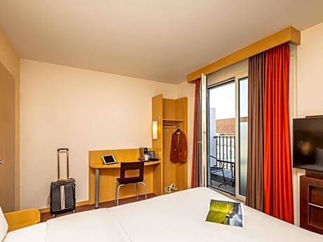 Panorama Double Room with Balcony