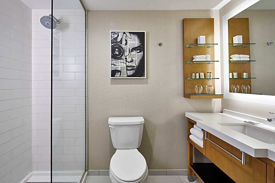 Renaissance Chicago Glenview Suites Hotel