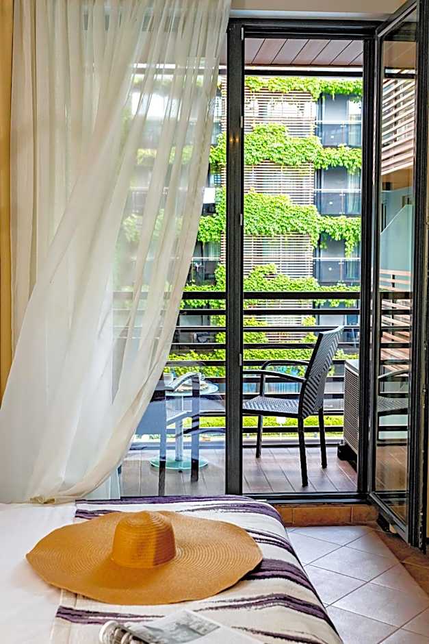 Galeon Residence & SPA