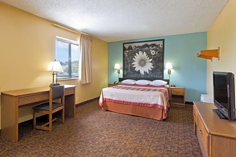 2 Double Beds Non-Smoking