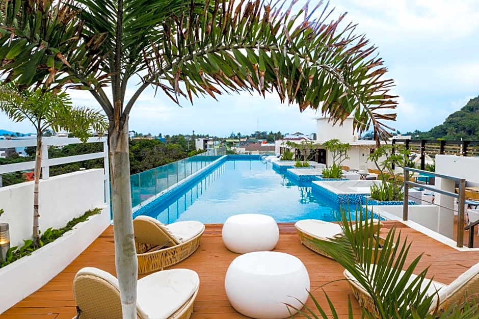 Ferra Hotel and Garden Suites