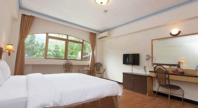 Yawan Hotel