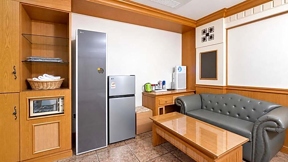 Bucheon SR Hotel