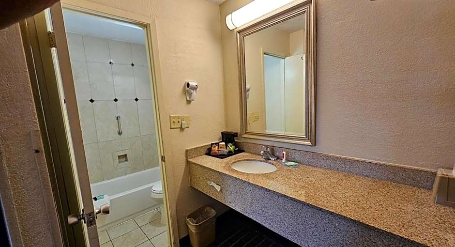 Americas Best Value Inn Mount Vernon
