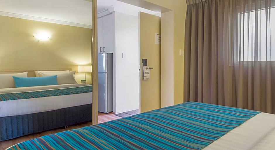 The Peninsula Riverside Serviced Apartments