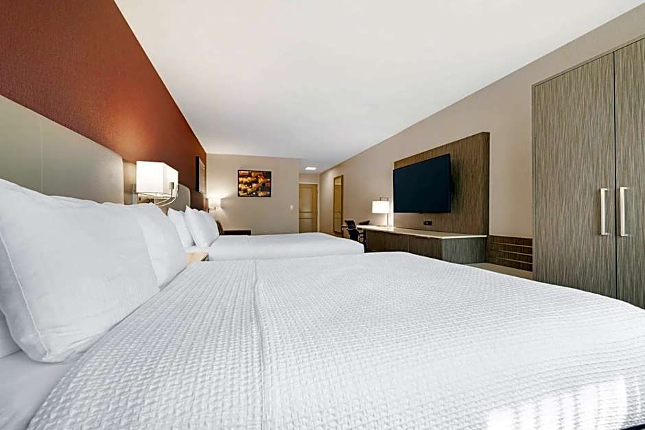 Best Western Plus Temecula Wine Country Hotel & Suites