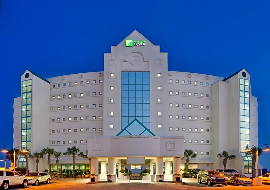 Holiday Inn Express Pensacola Beach, an IHG Hotel