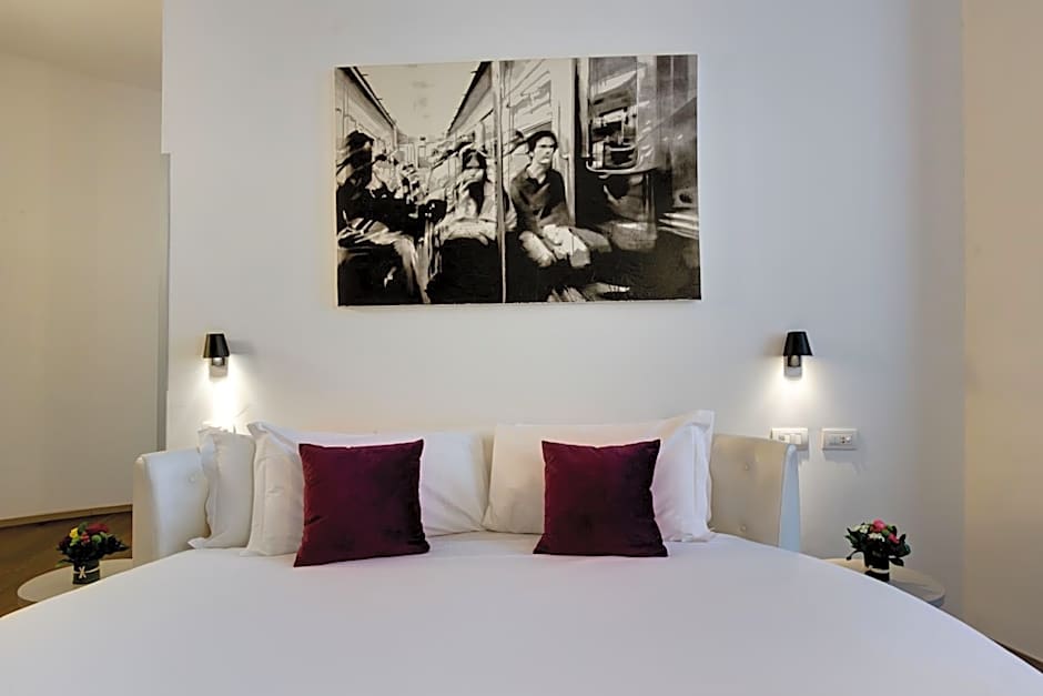 Piazza Farnese Luxury Suites