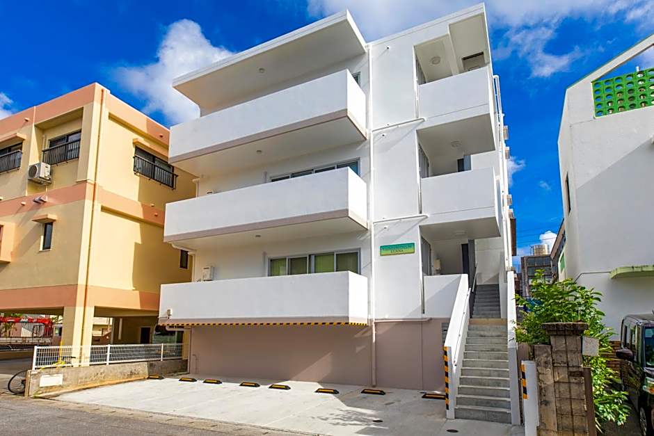 Condominium Luana 築浅2LDK 宮城海岸徒歩2分 American Village 車で10分