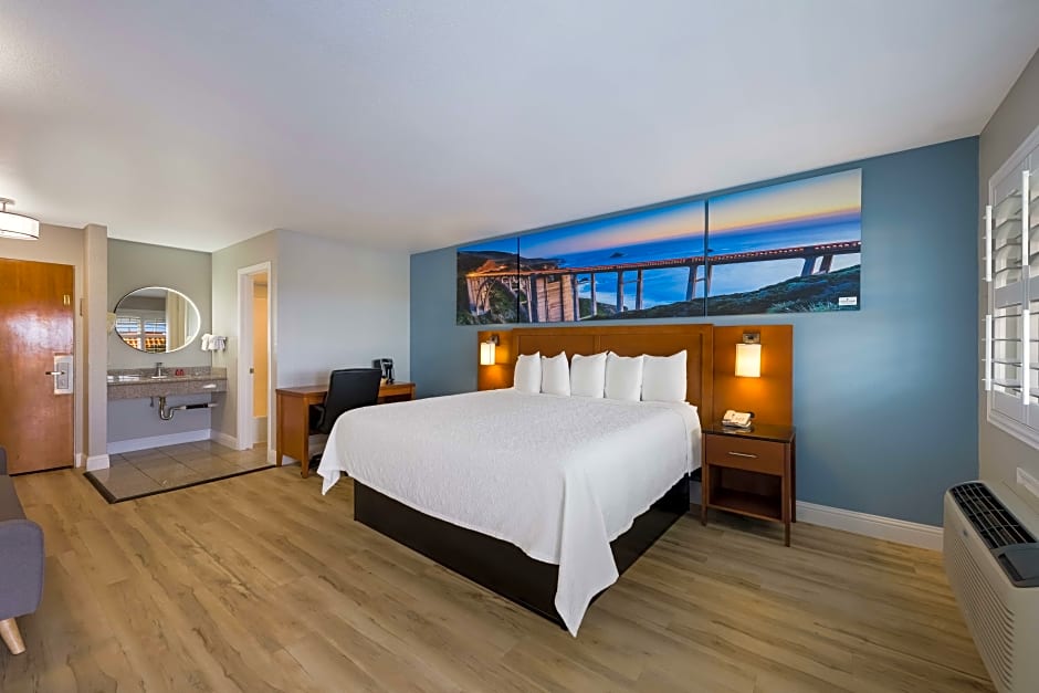 Pacific Coast Roadhouse, SureStay Collection by Best Western