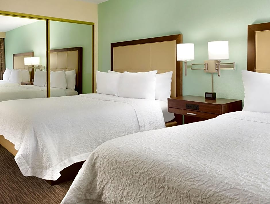 Hampton Inn By Hilton And Suites Tarpon Springs