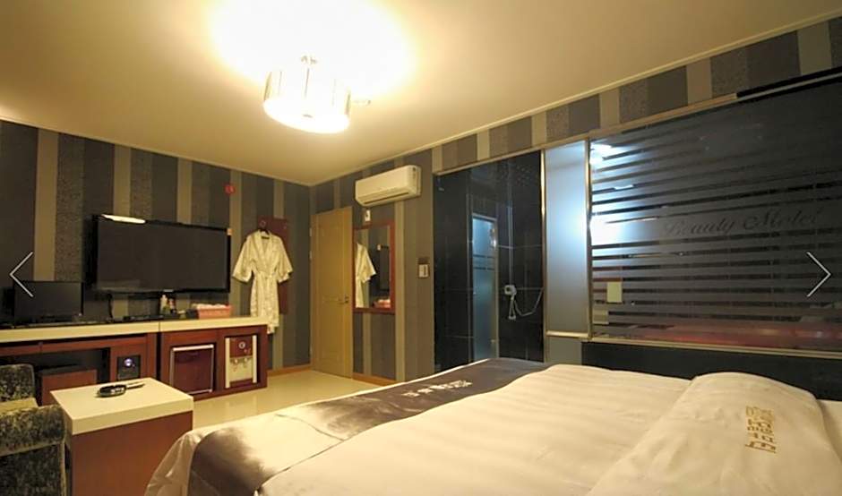 Beauty Motel