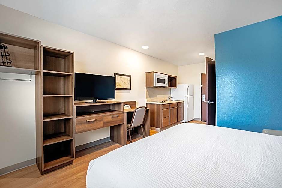 WoodSpring Suites Naples