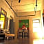 Yu Cafe Hostel