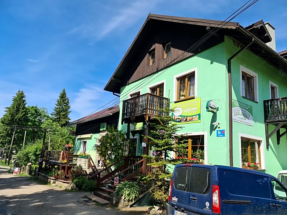Zajazd Karłów Restauracja & Pokoje Gościnne