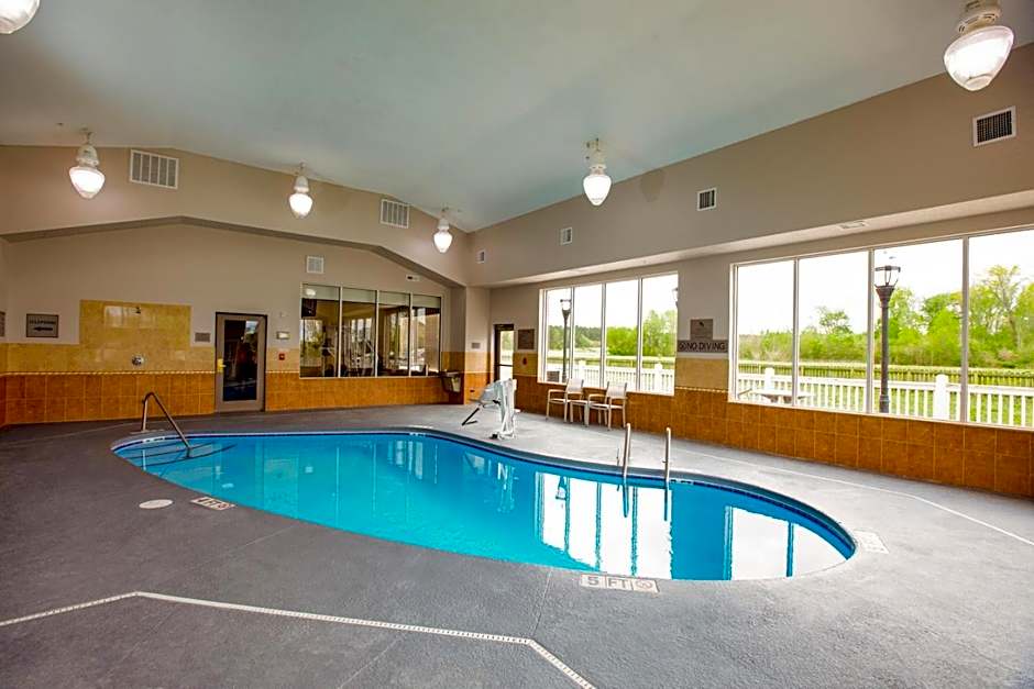 Country Inn & Suites by Radisson, Wilson, NC