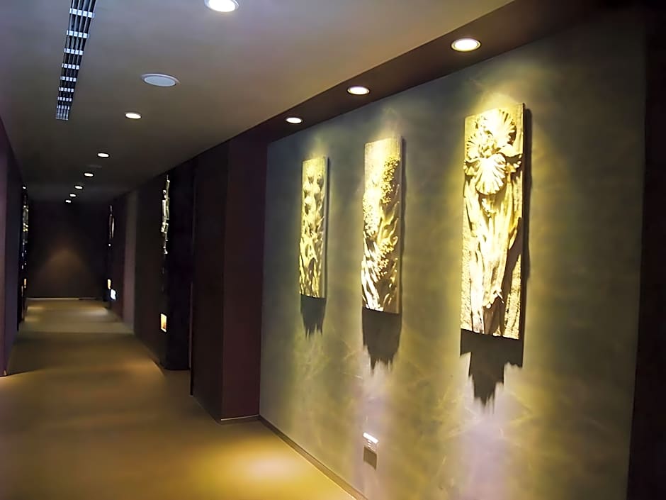 Royal Group Hotel Chun Shan Branch