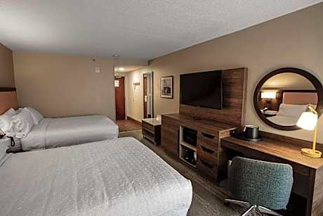 Queen Room with Two Queen Beds - Mobility and Hearing Access/Non-Smoking