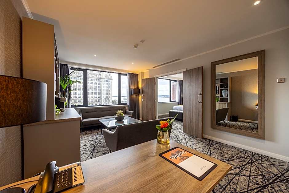 Photo 1 of 4 of 1 Bedroom 1 King Bed Suite, River View