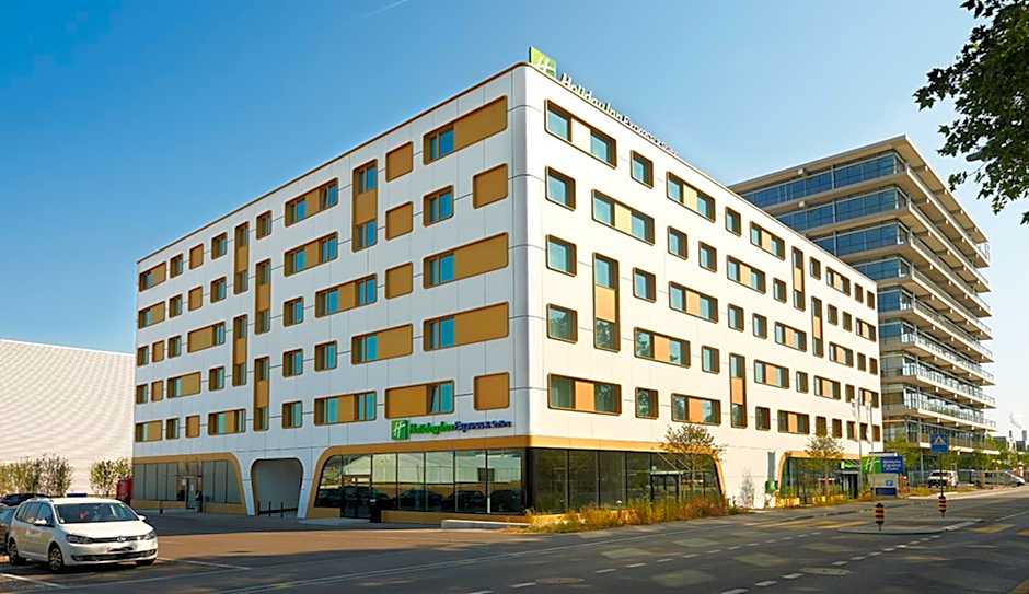 Holiday Inn Express And Suites Basel Allschwil By IHG