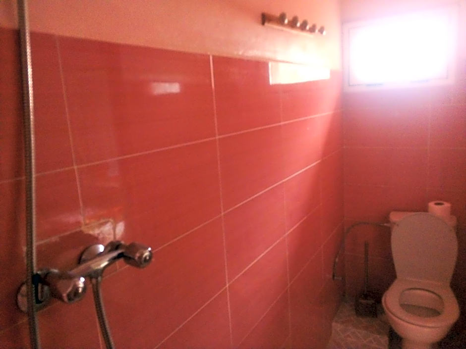 Tizi N Test LA BELLE VUE HOTEL Cafe Restaurant 2100M alt