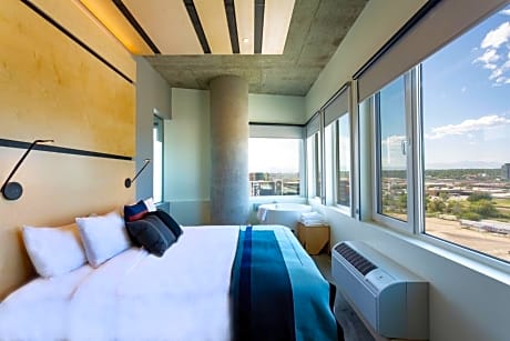 Skyline Suite