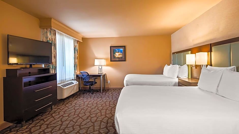 Best Western Plus Oceanside Palms Hotel