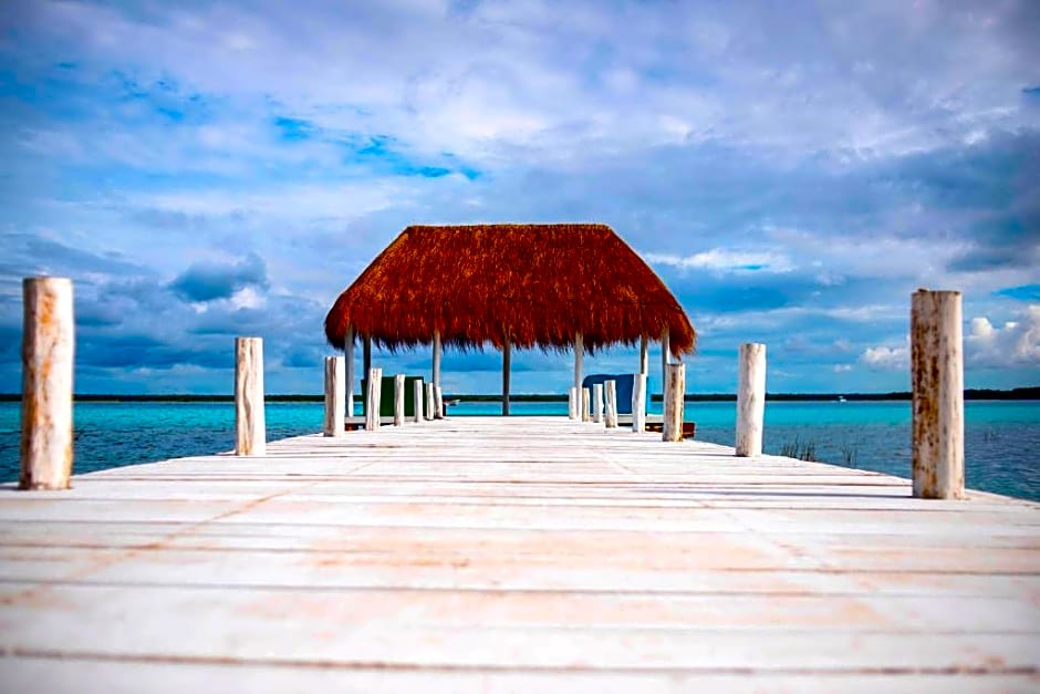 Royal Palm Bacalar Cabañas & Lagoon Club