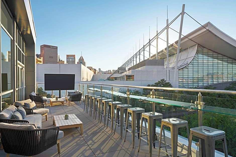 AC Hotel by Marriott Pittsburgh Downtown