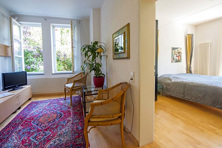 ArtVilla am See - offen April bis 18 Oktober 2025