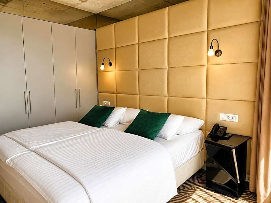 Sono Hotel