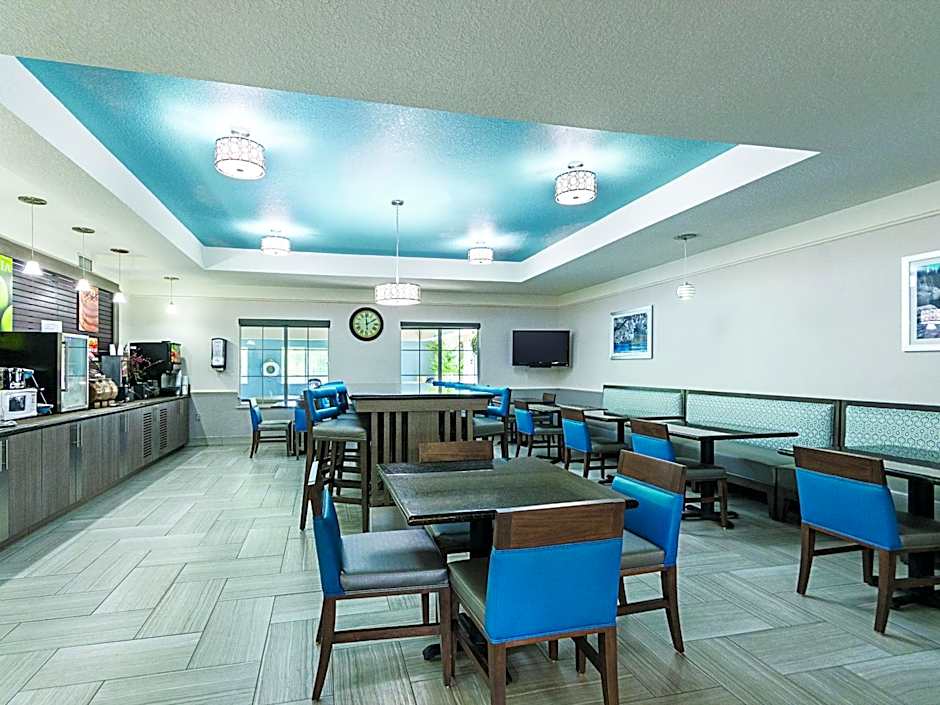 La Quinta Inn & Suites by Wyndham Conroe