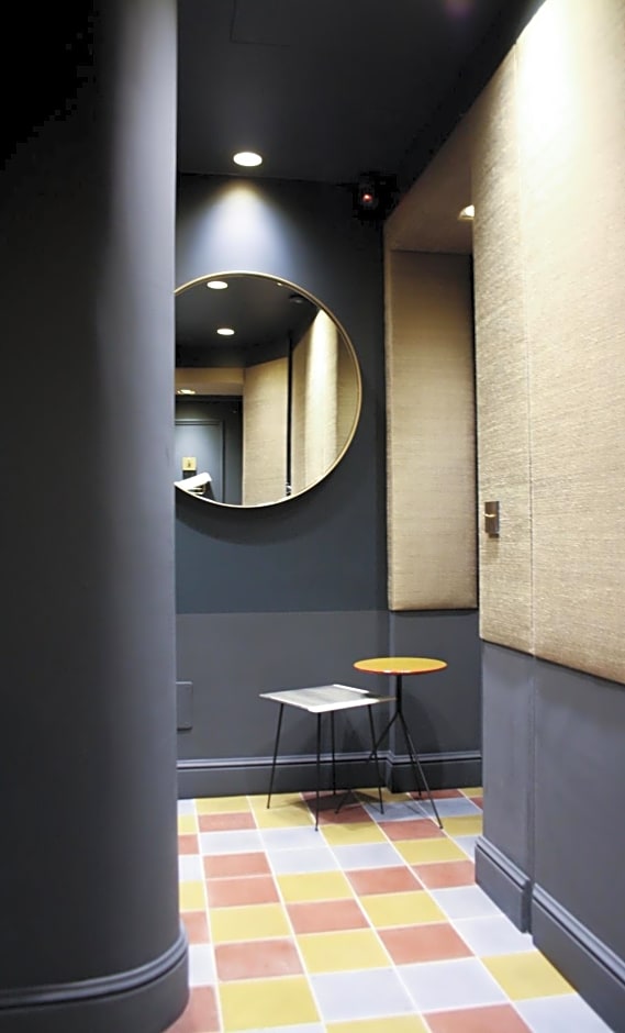 Pandenus rooms