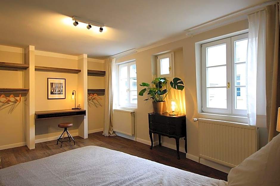 Boutique Charme Apartments 10