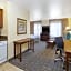 Staybridge Suites Lansing-Okemos By IHG
