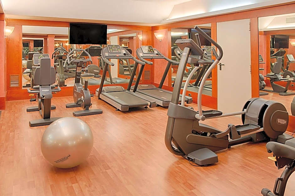 NH Roma Villa Carpegna