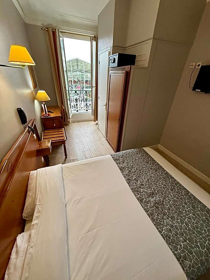 Hotel Richmond Gare du Nord
